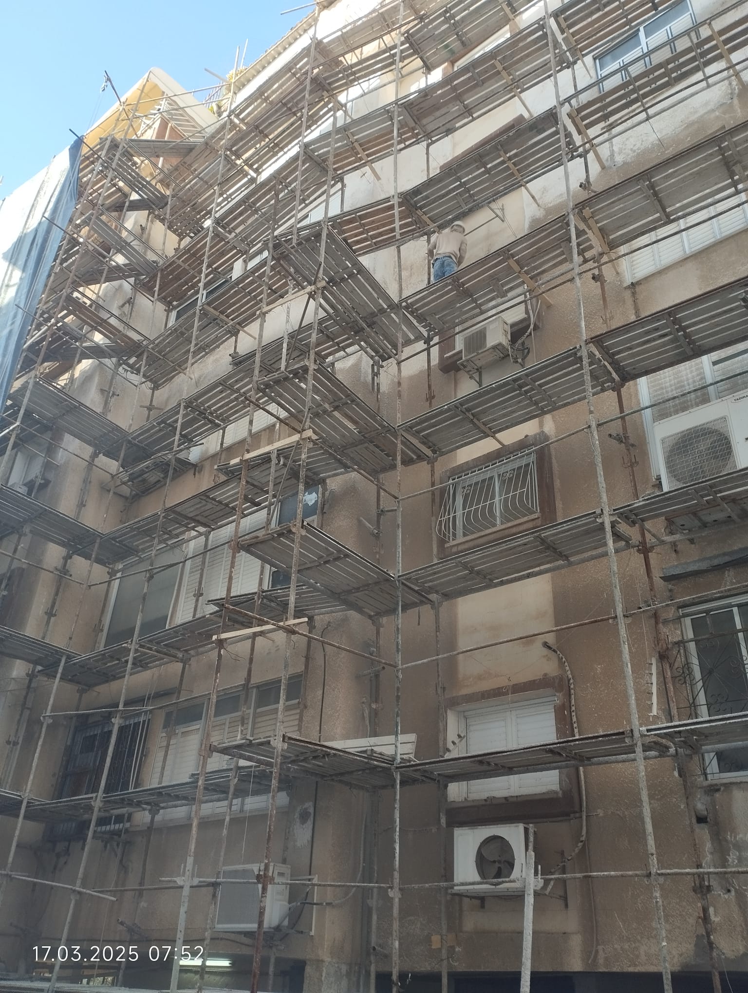 שיקום מבנים, תל אביב